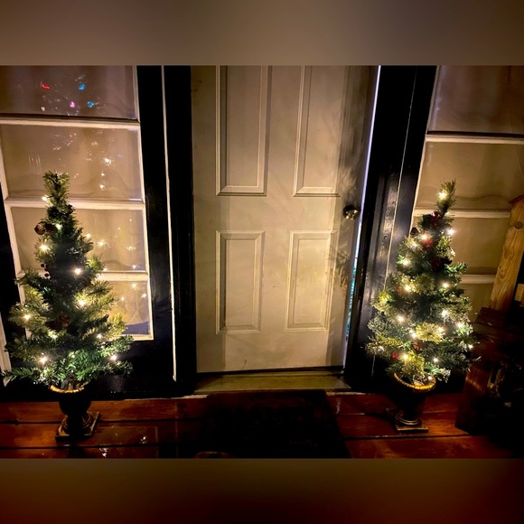 2 NIB 42” LED Light Up Porch Tree Stands w/ Angel Imprinted Pots